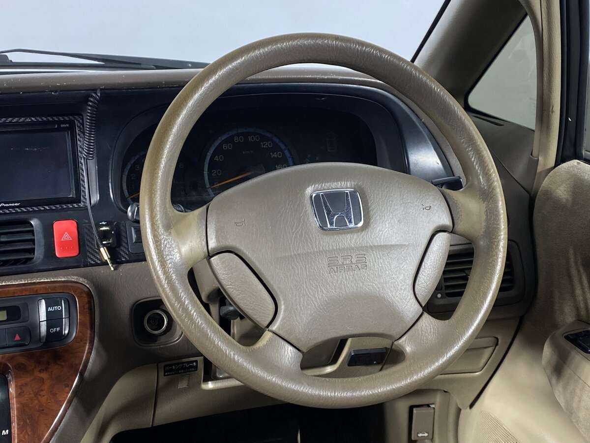 Б/У Хонда Одиссей 2002 года. Фото: #12