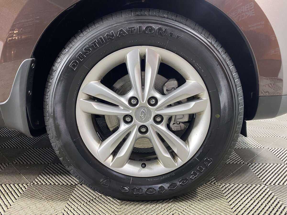 Б/У Хендай ай-икс35 2010 года. Фото: #17