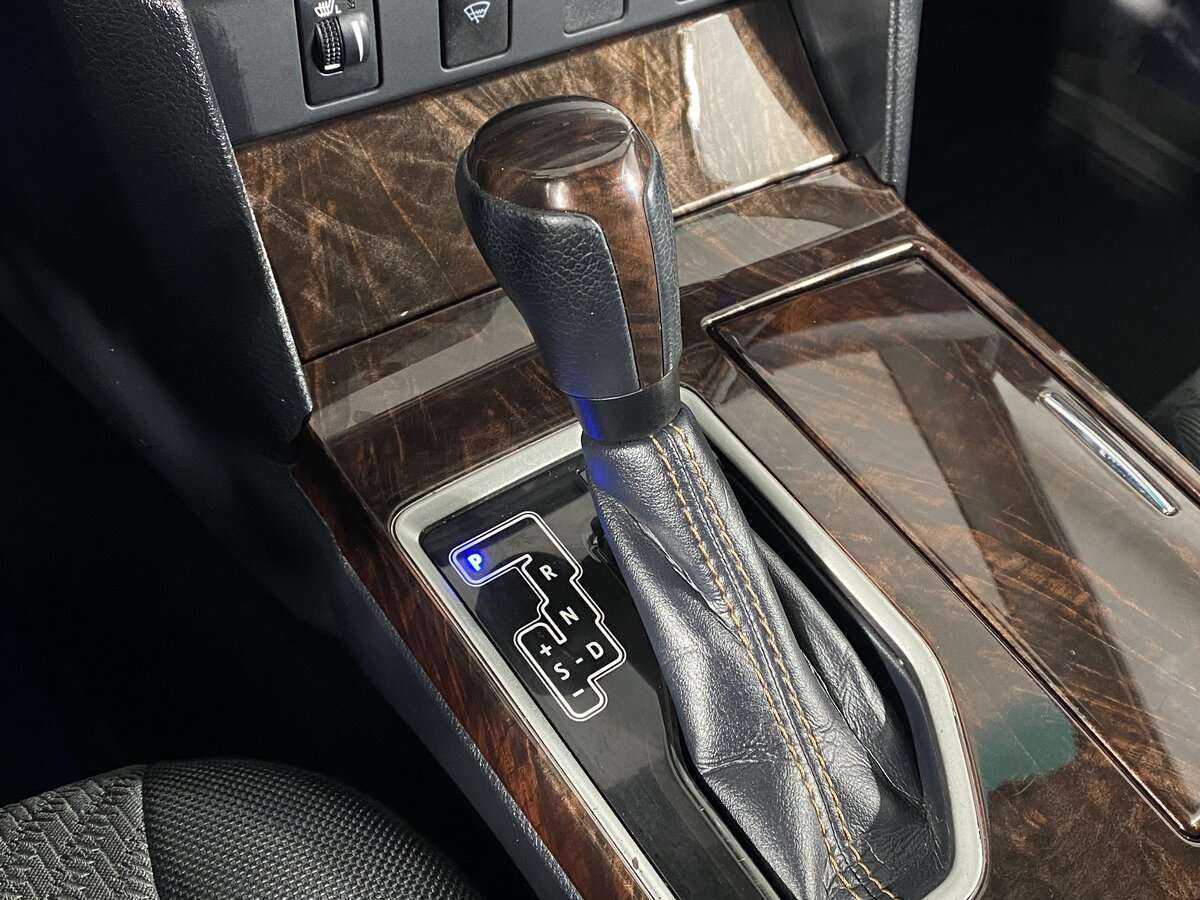 Б/У Тойота Камри 2017 года. Фото: #15