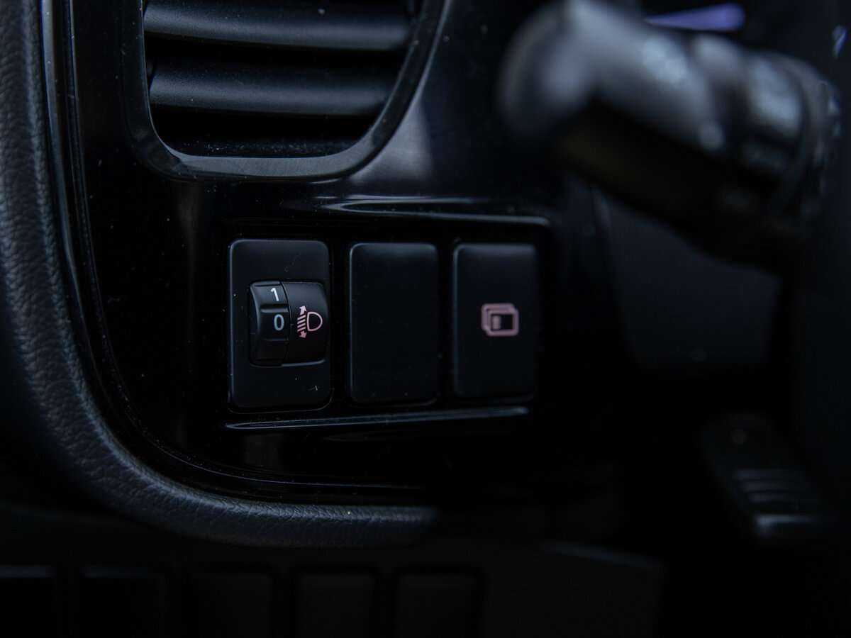 Б/У Митсубиши Оутлэндер 2020 года. Фото: #14