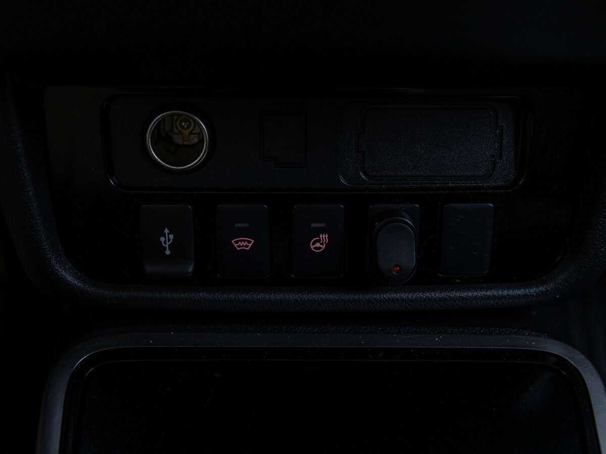 Б/У Митсубиши Оутлэндер 2020 года. Фото: #19