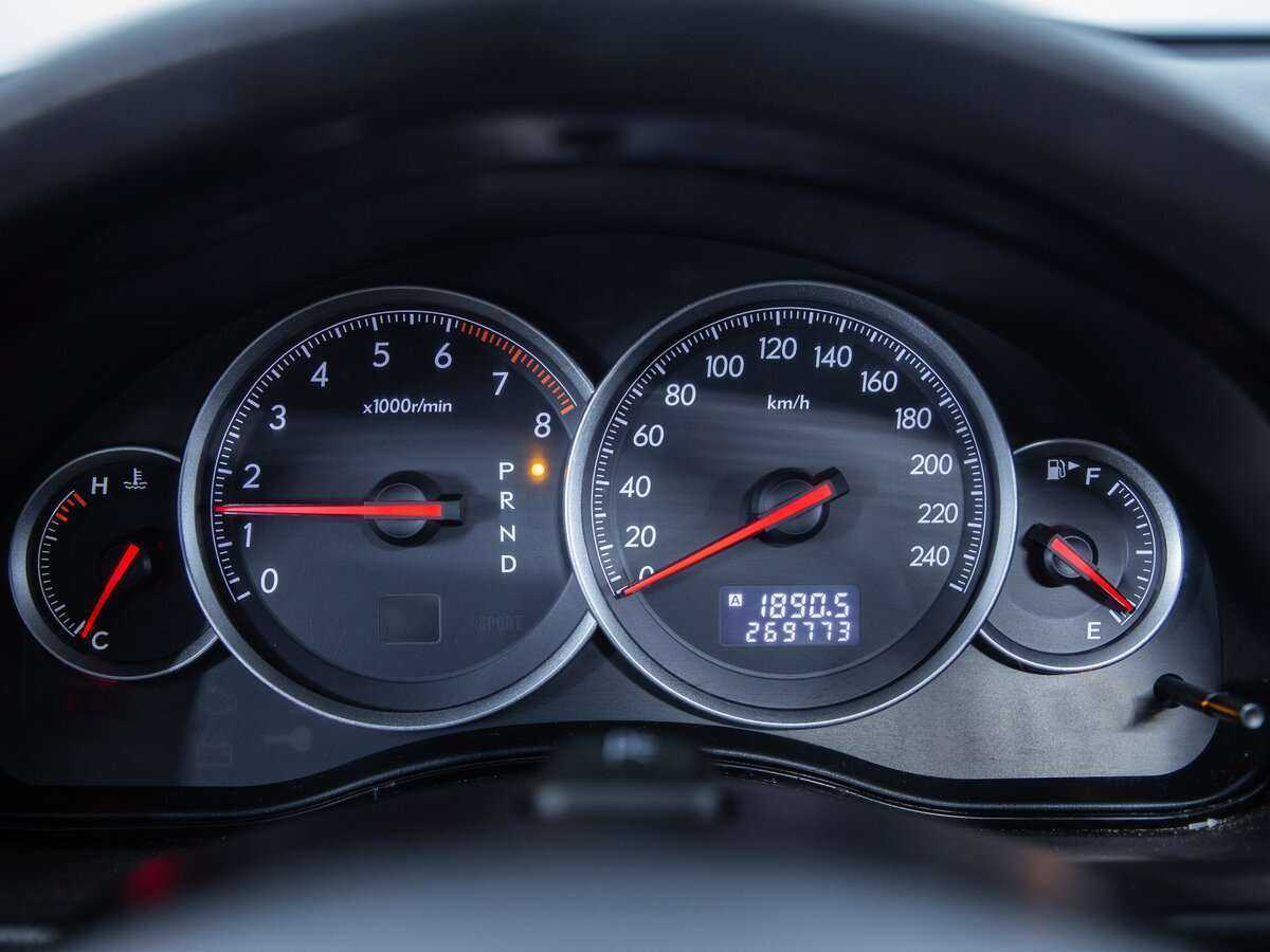 Б/У Субару Аутбэк 2007 года. Фото: #13