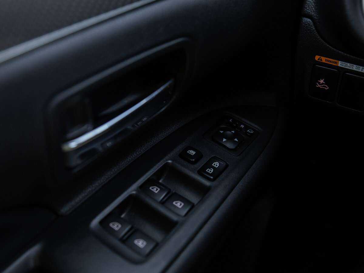 Б/У Митсубиши Оутлэндер 2021 года. Фото: #15