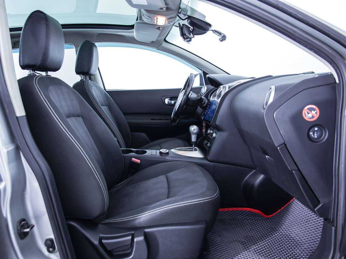 Б/У Ниссан Кашкай+2 2010 года. Фото: #11