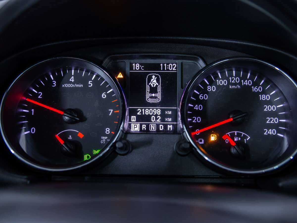 Б/У Ниссан Кашкай+2 2010 года. Фото: #14