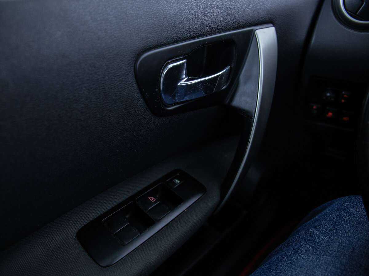 Б/У Ниссан Кашкай+2 2010 года. Фото: #18