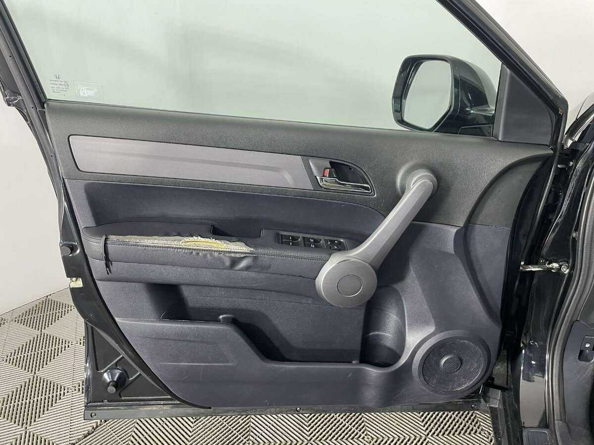 Б/У Хонда ЦР-В 2008 года. Фото: #5