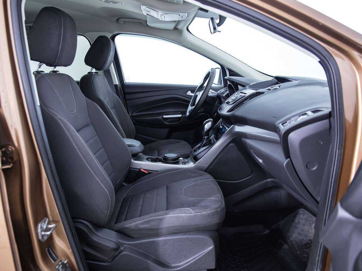 Б/У Форд Куга 2013 года. Фото: #8