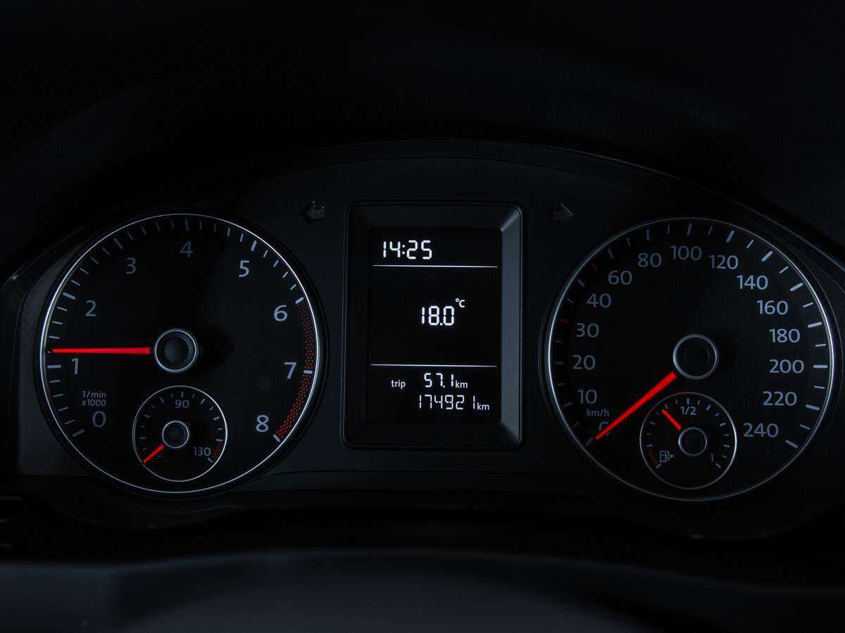 Б/У Фольксваген Гольф Плюс 2012 года. Фото: #14