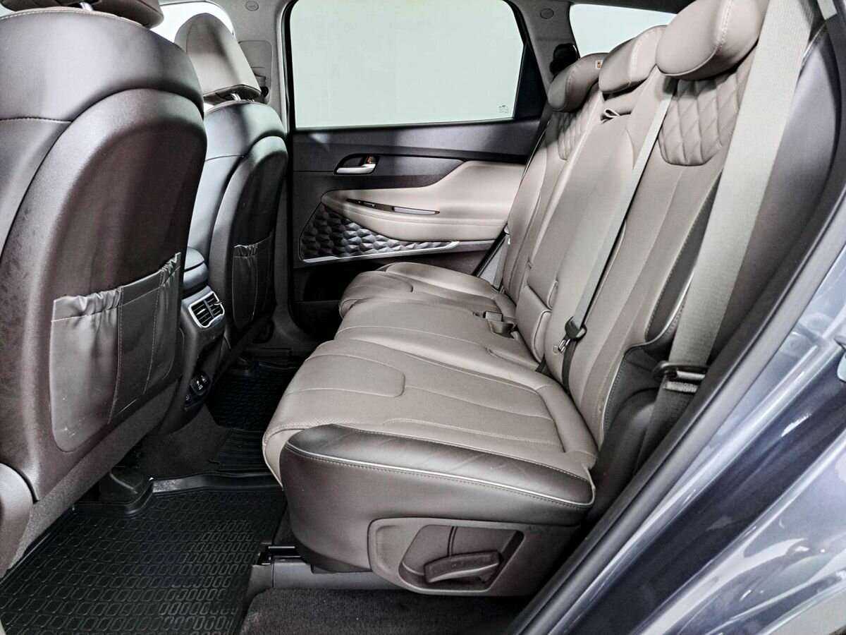 Б/У Хендай Санта Фе 2021 года. Фото: #9