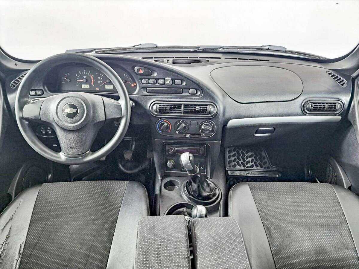 Б/У Шевроле Нива 2013 года. Фото: #11