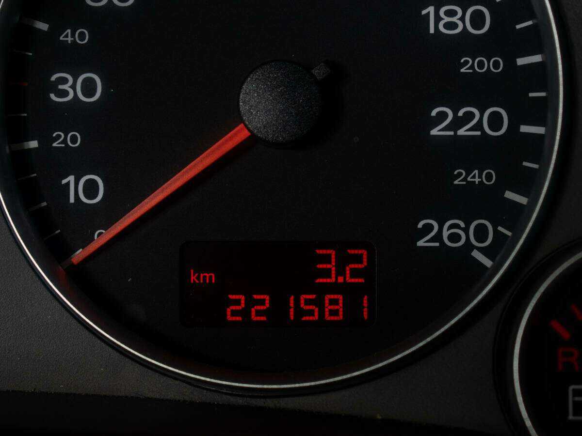 Б/У Ауди А4 2007 года. Фото: #9