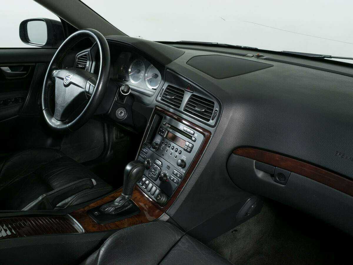 Б/У Вольво С60 2008 года. Фото: #6