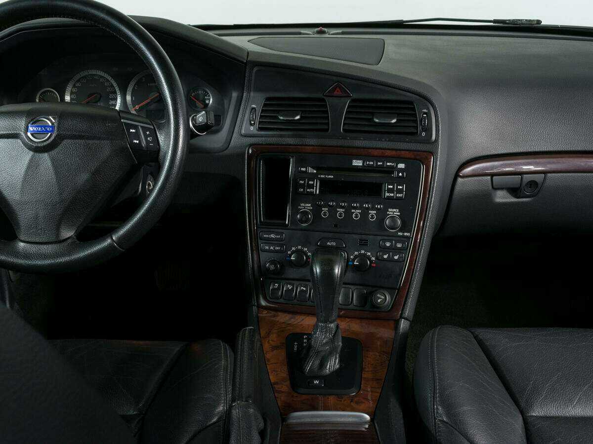 Б/У Вольво С60 2008 года. Фото: #7