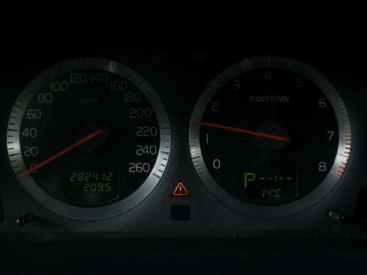 Б/У Вольво С60 2008 года. Фото: #10