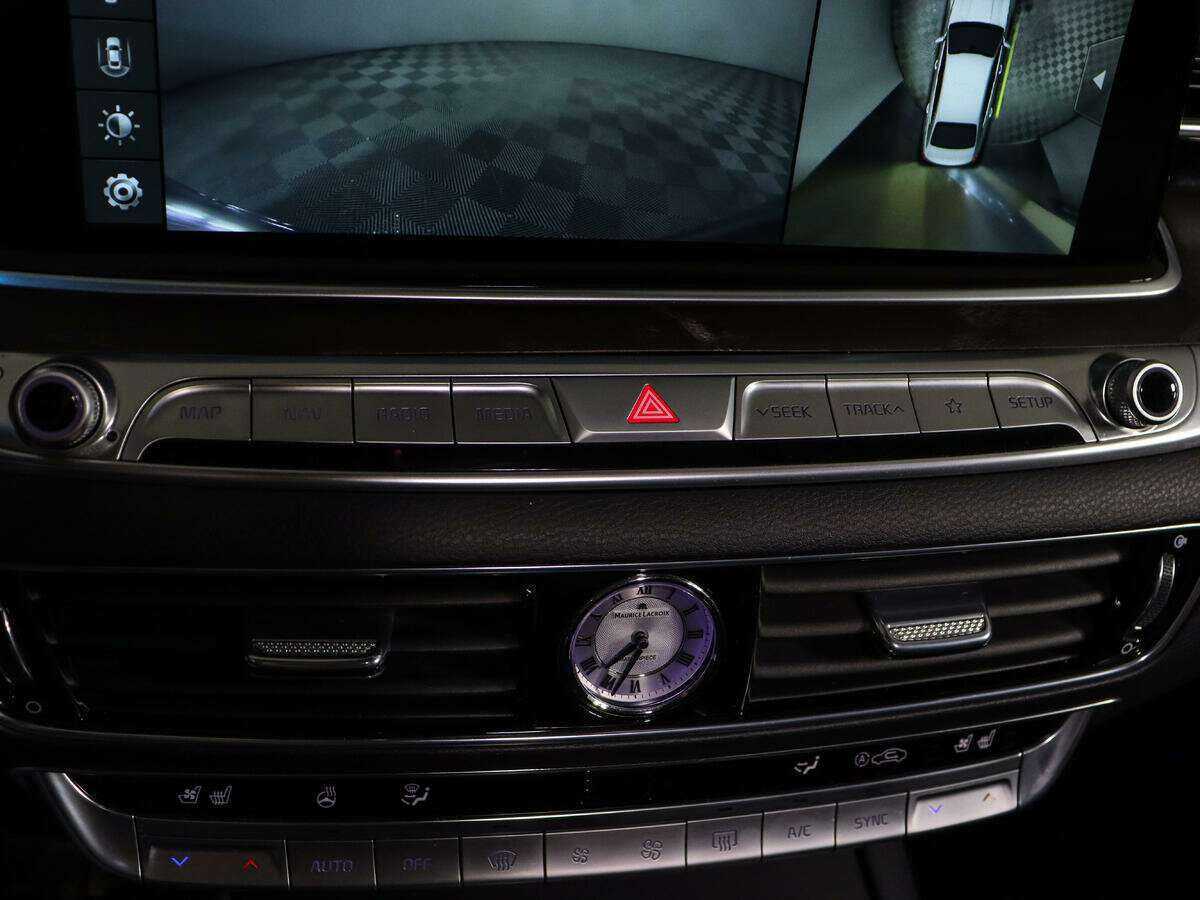 Б/У Киа К900 2019 года. Фото: #31