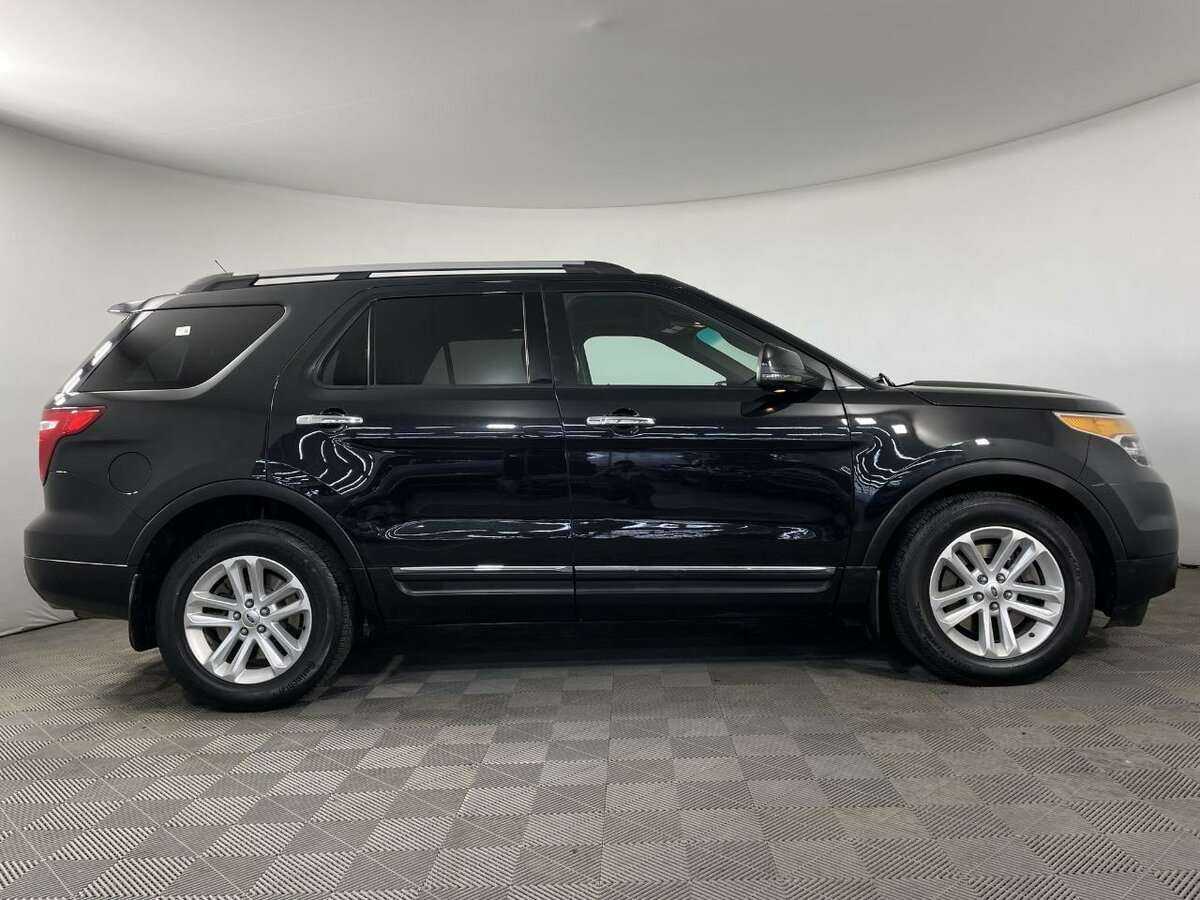 Б/У Форд Експлорер 2013 года. Фото: #3