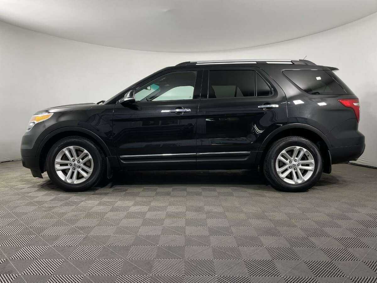 Б/У Форд Експлорер 2013 года. Фото: #4