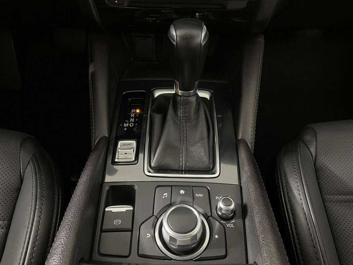 Б/У Мазда 6 2017 года. Фото: #11