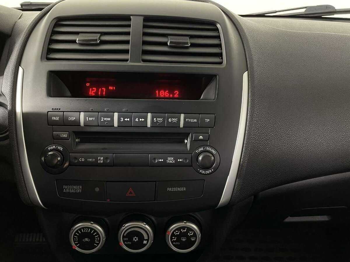 Б/У Митсубиши АС-Икс 2010 года. Фото: #11