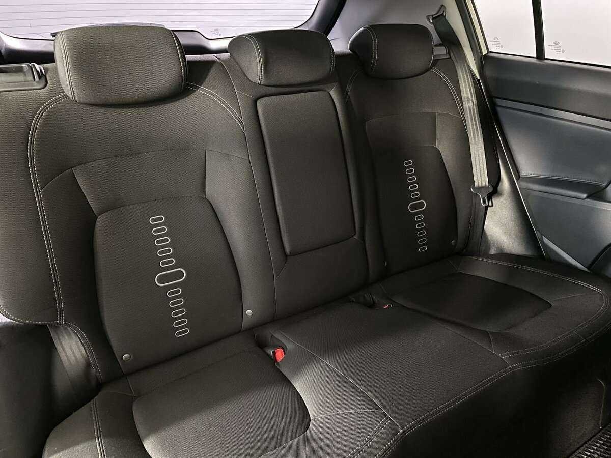 Б/У Киа Спортейдж 2015 года. Фото: #14