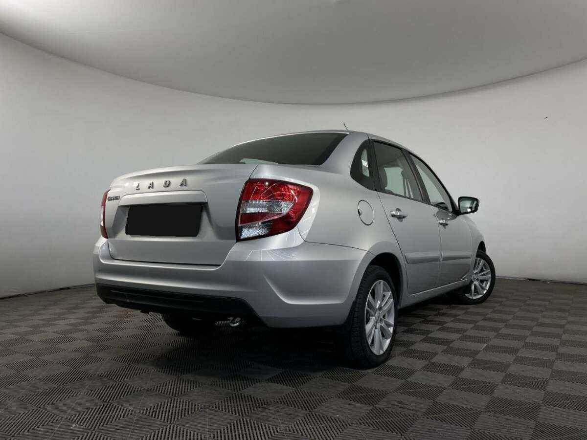 Б/У Лада (ВАЗ) Гранта 2021 года. Фото: #5