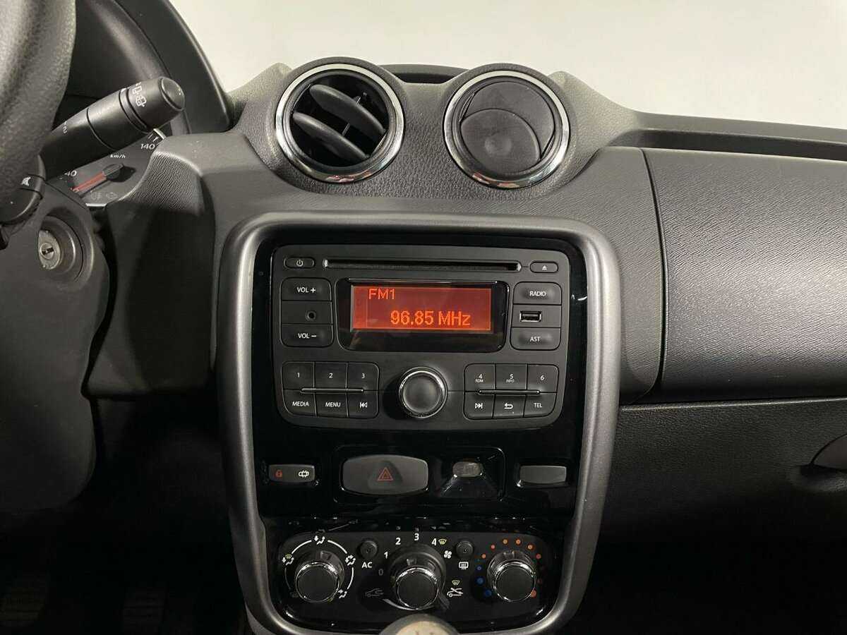 Б/У Рено Дастер 2013 года. Фото: #11