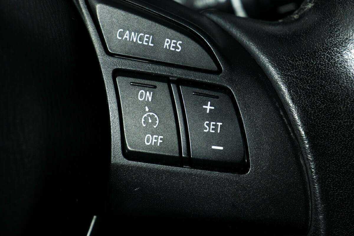 Б/У Мазда Ц-Икс-5 2011 года. Фото: #14