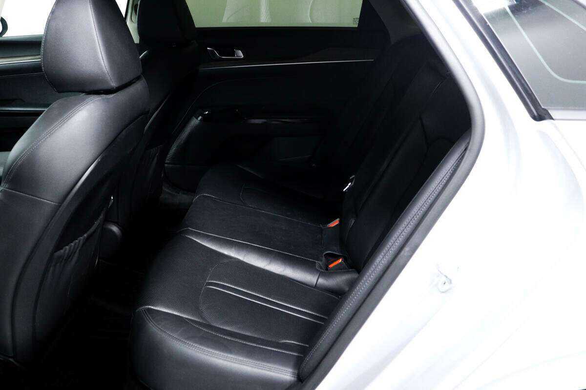 Б/У Киа К5 2020 года. Фото: #11