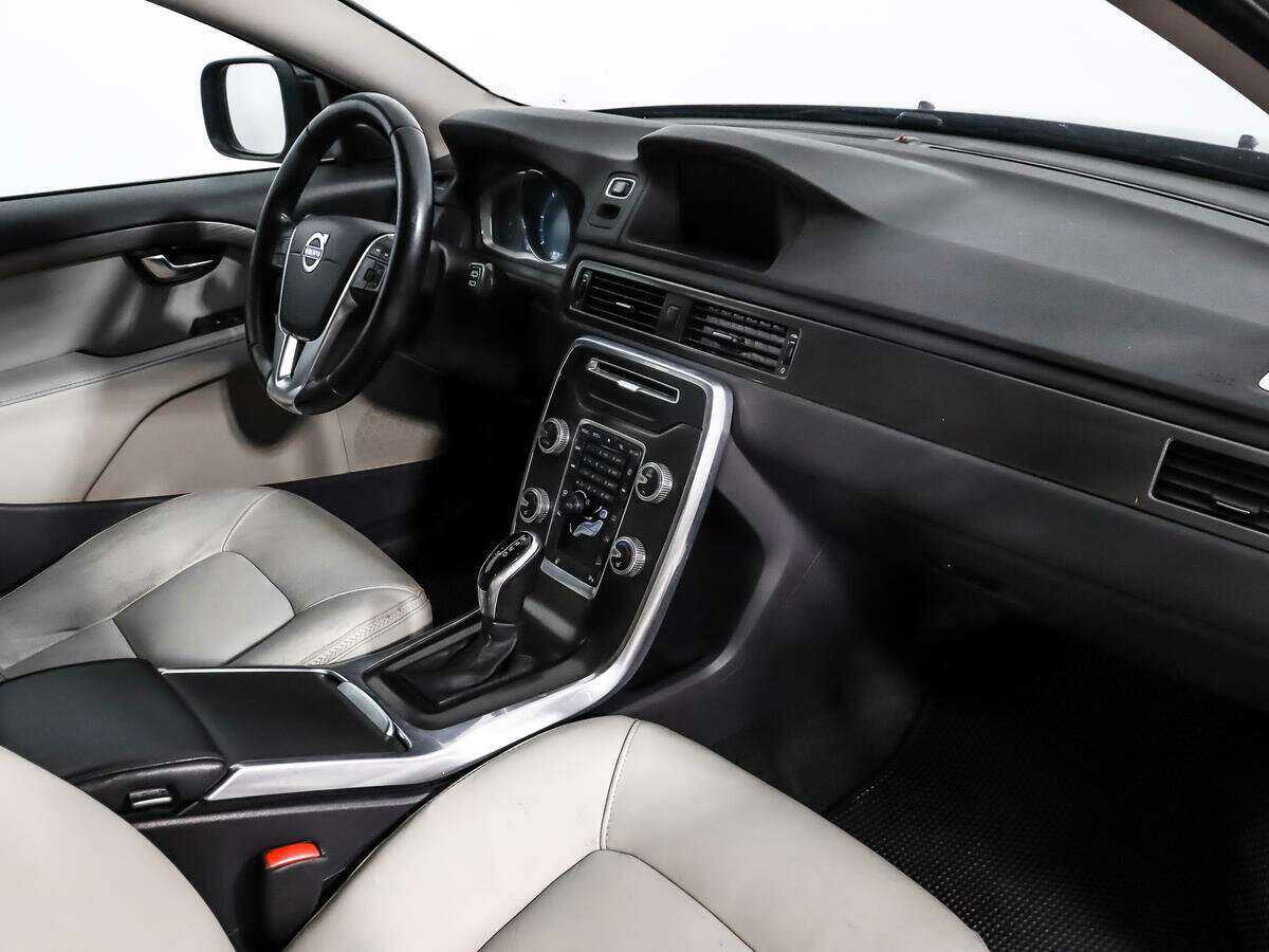 Б/У Вольво ИксЦ70 2014 года. Фото: #12