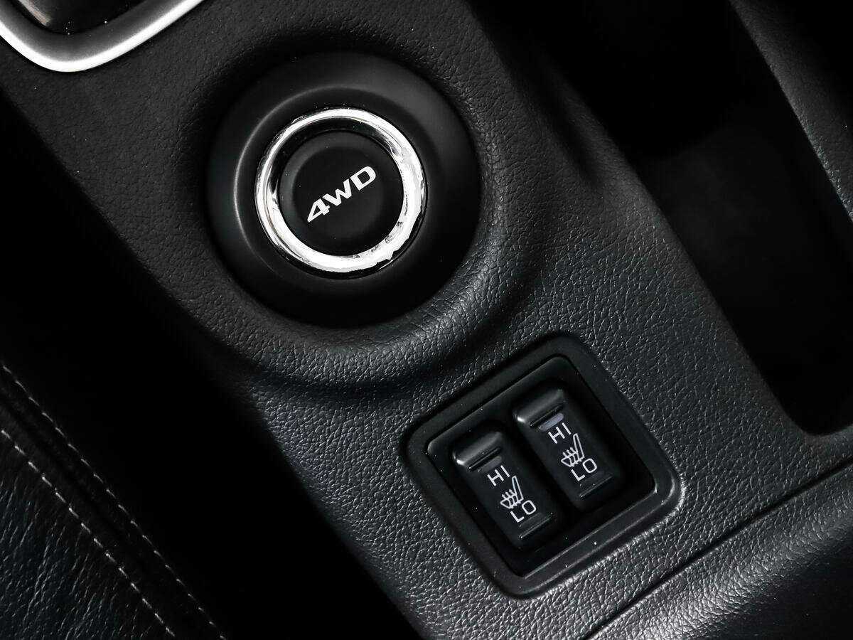 Б/У Митсубиши Оутлэндер 2013 года. Фото: #11