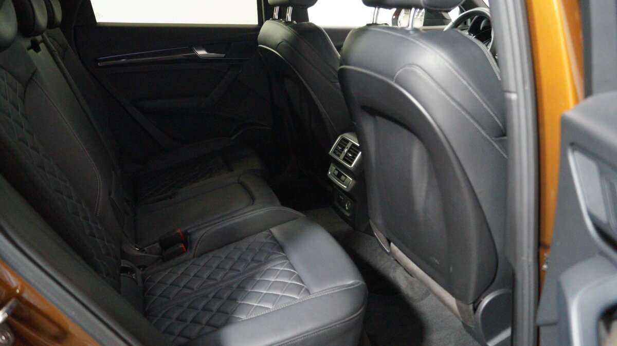 Б/У Ауди К5 2019 года. Фото: #8