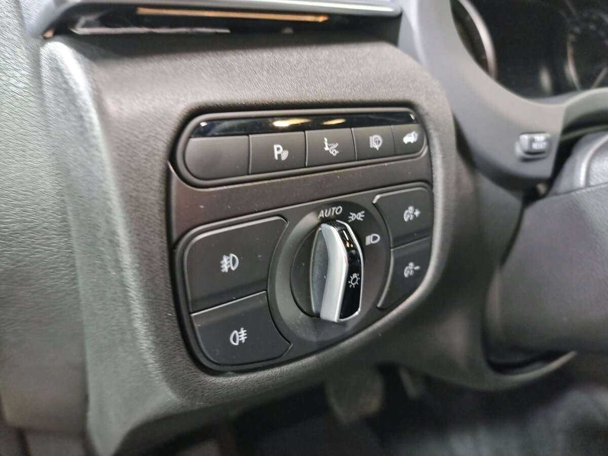 Б/У Инфинити К-Икс50 2018 года. Фото: #10