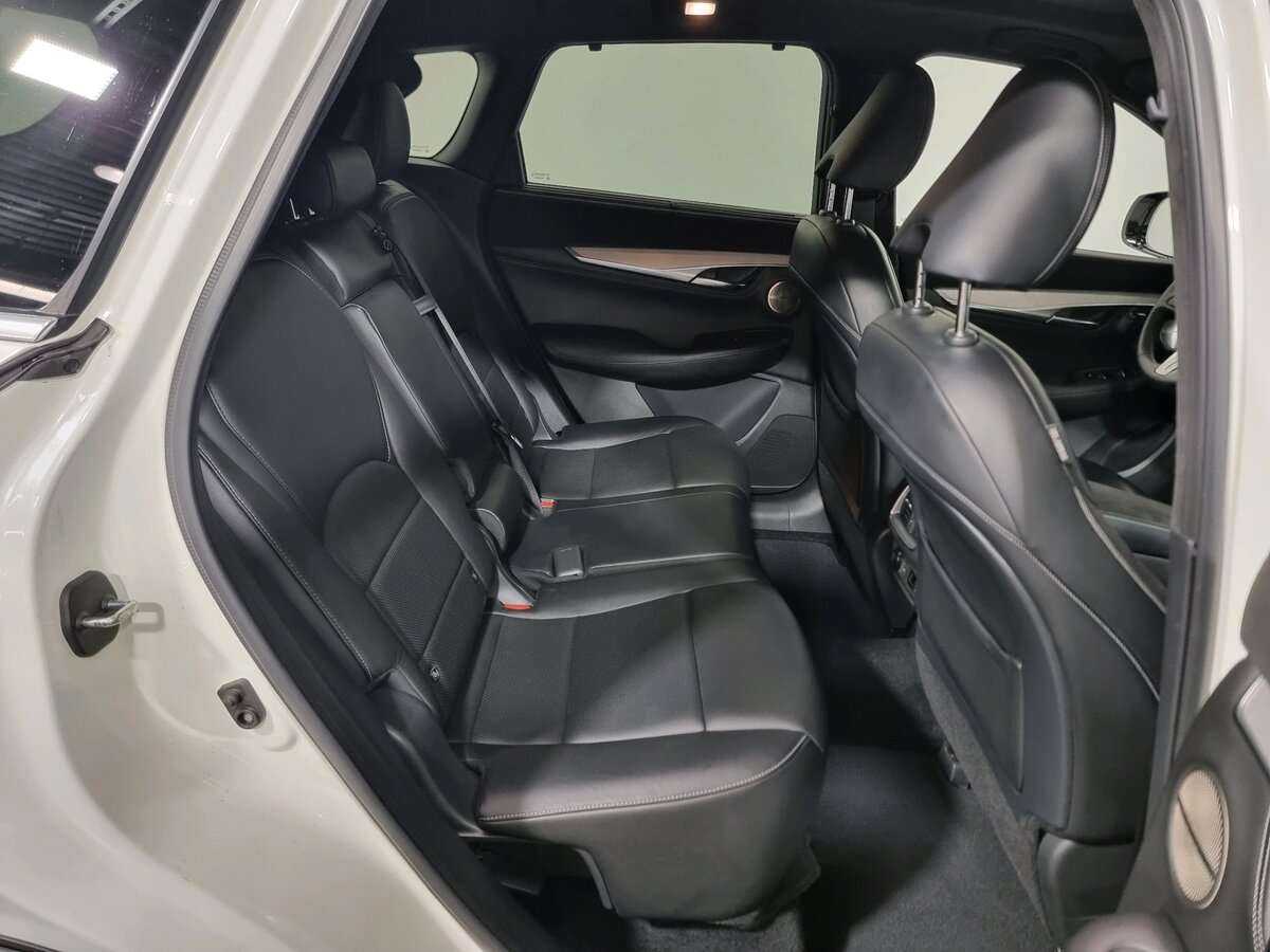 Б/У Инфинити К-Икс50 2018 года. Фото: #14