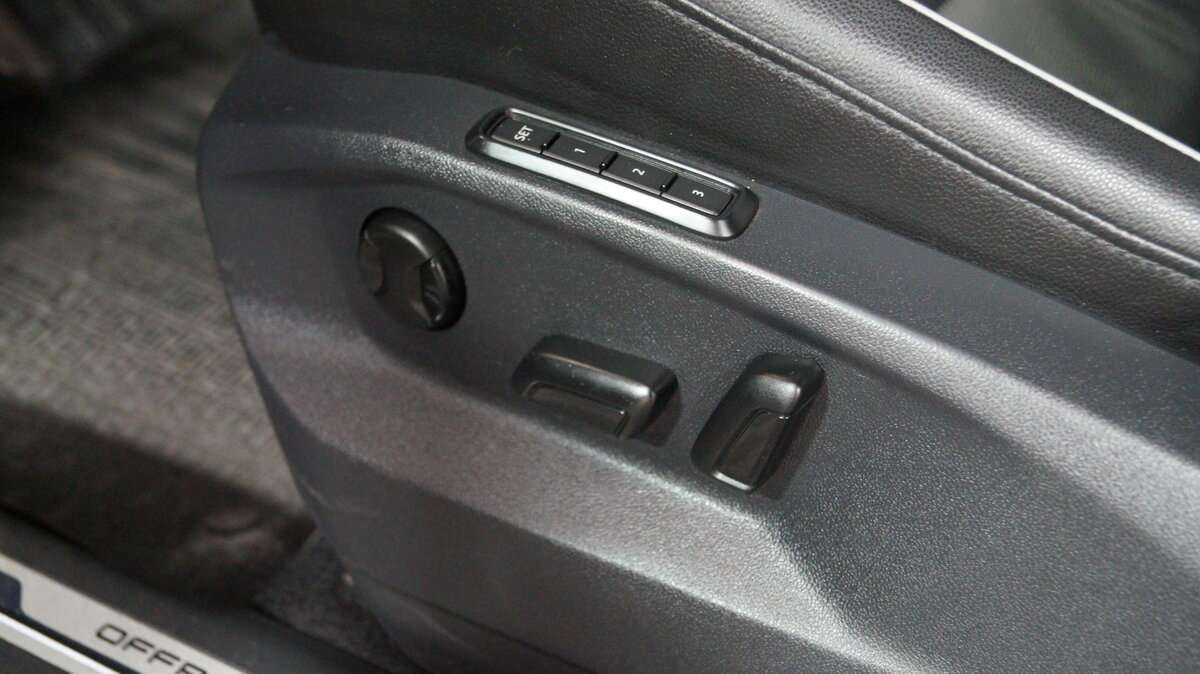 Б/У Фольксваген Тигуан 2018 года. Фото: #19