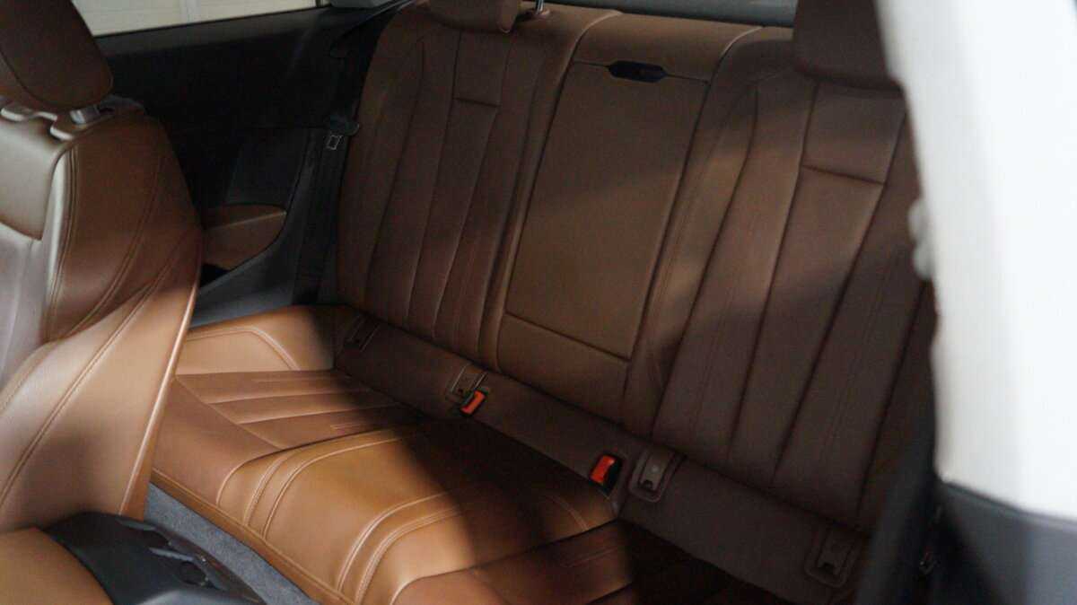 Б/У Ауди А5 2018 года. Фото: #6