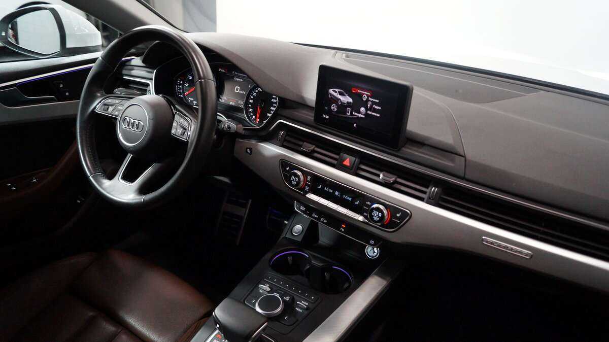 Б/У Ауди А5 2018 года. Фото: #8