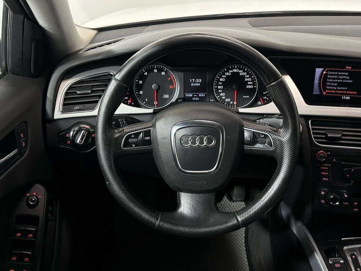 Б/У Ауди А4 2011 года. Фото: #12