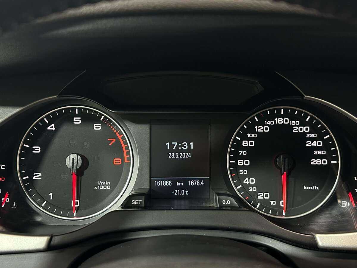 Б/У Ауди А4 2011 года. Фото: #15