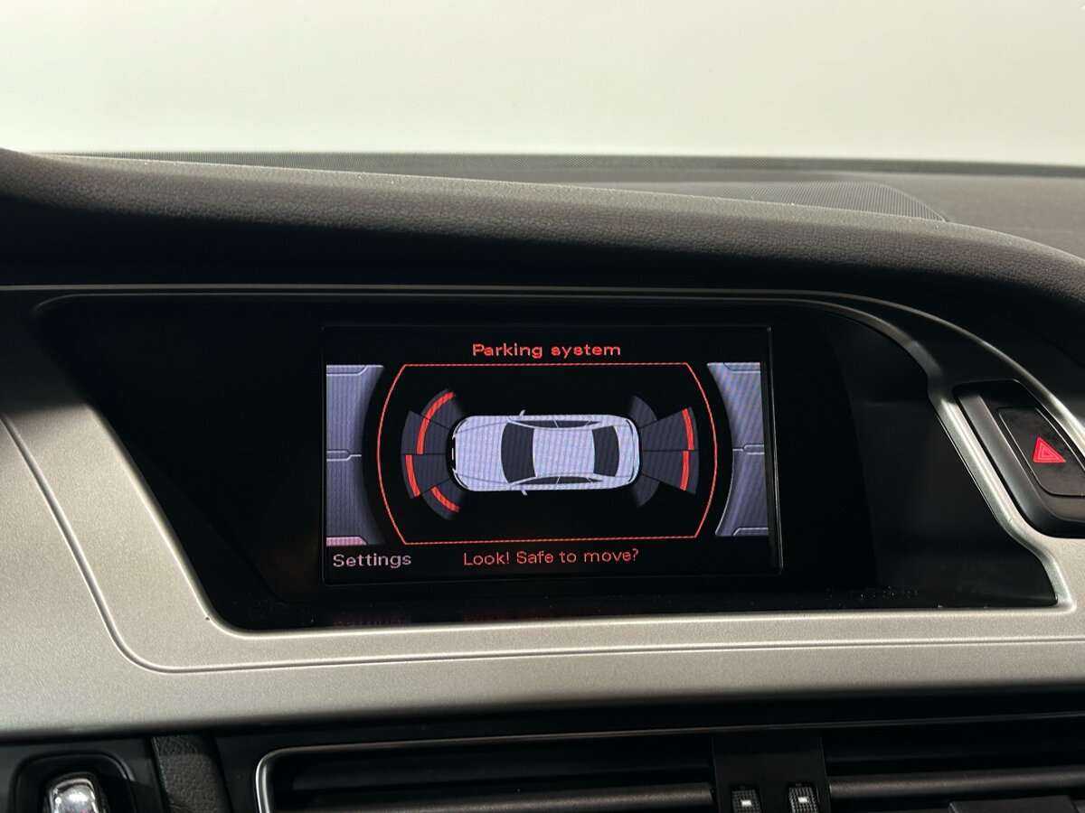 Б/У Ауди А4 2011 года. Фото: #17