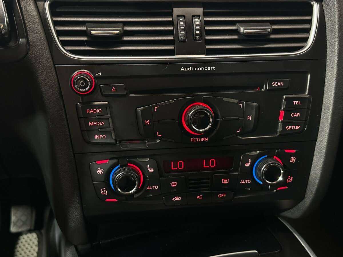 Б/У Ауди А4 2011 года. Фото: #18