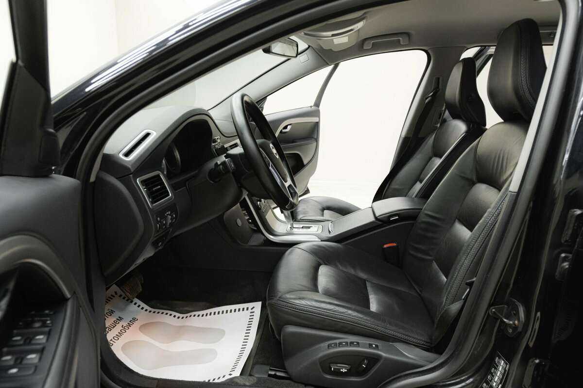 Б/У Вольво ИксЦ70 2011 года. Фото: #8