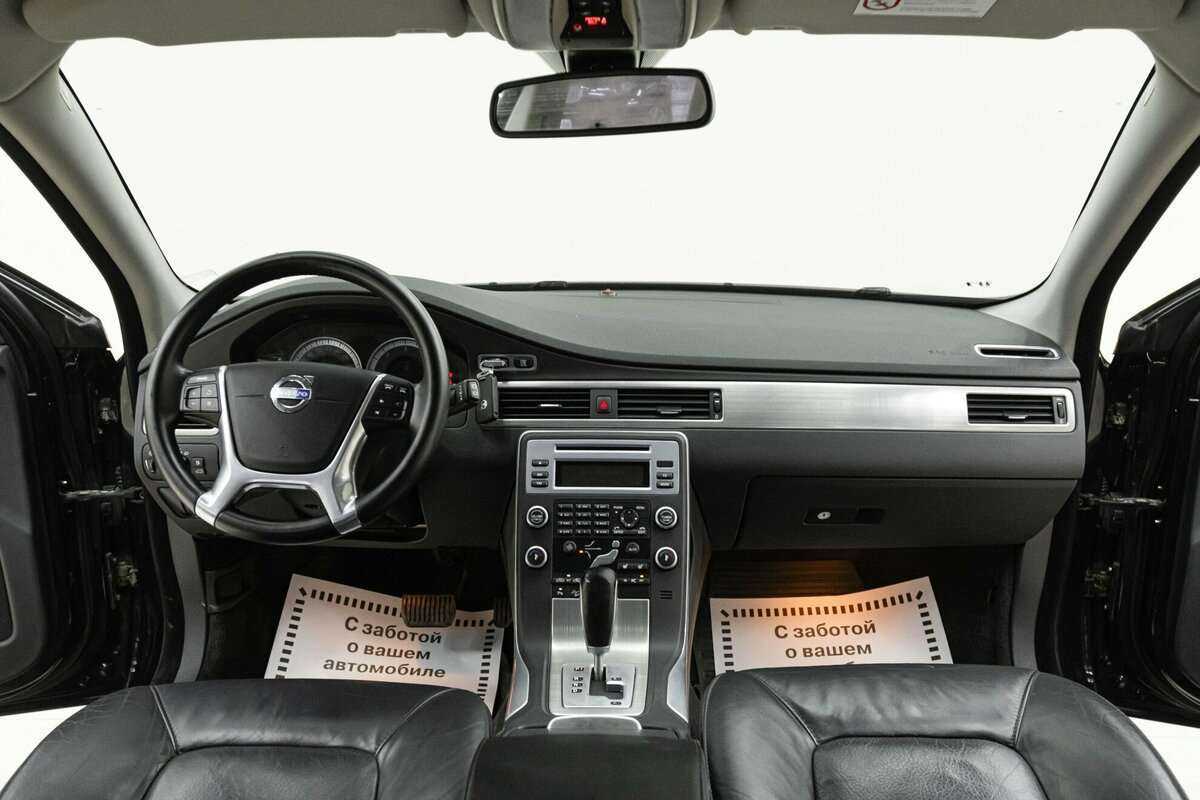 Б/У Вольво ИксЦ70 2011 года. Фото: #9