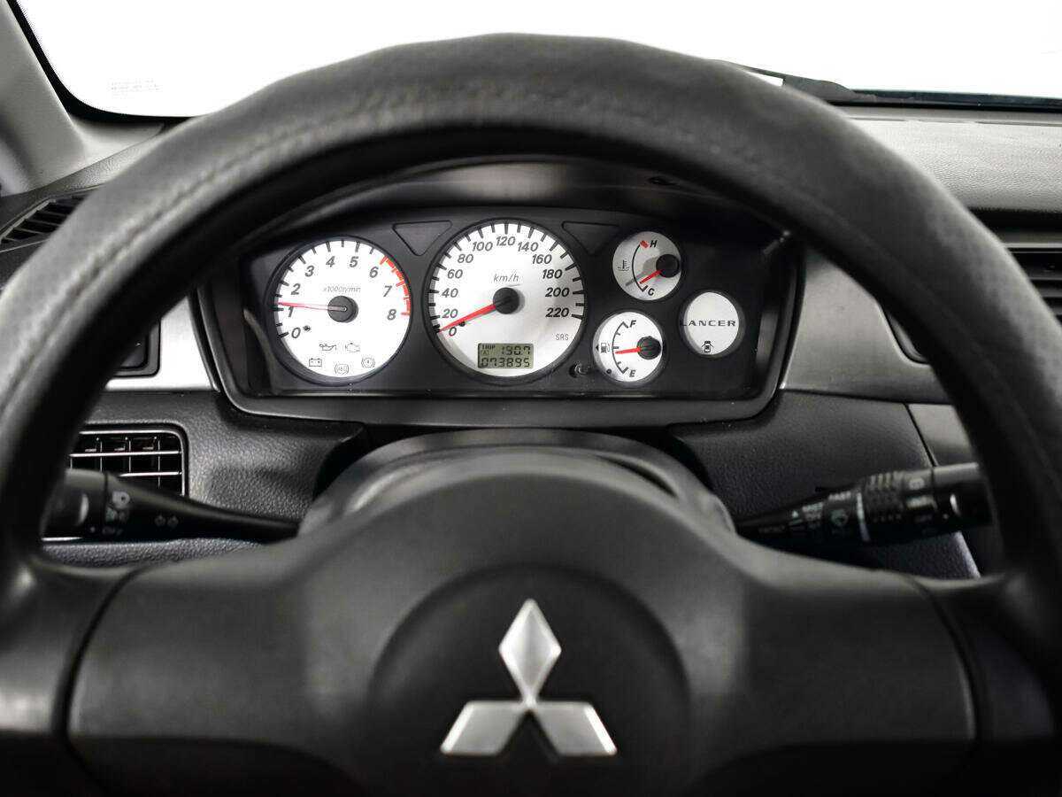 Б/У Митсубиши Лансер 2006 года. Фото: #10