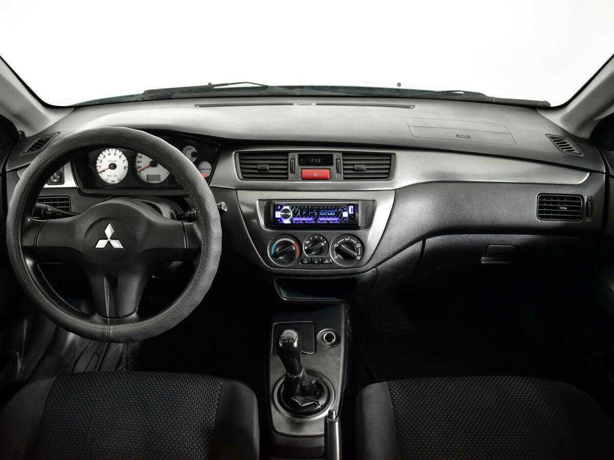 Б/У Митсубиши Лансер 2006 года. Фото: #11