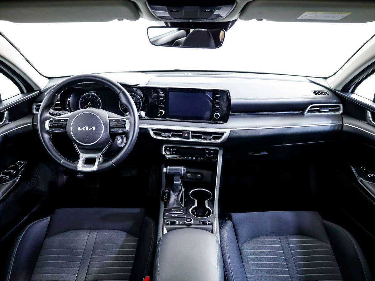 Б/У Киа К5 2022 года. Фото: #8