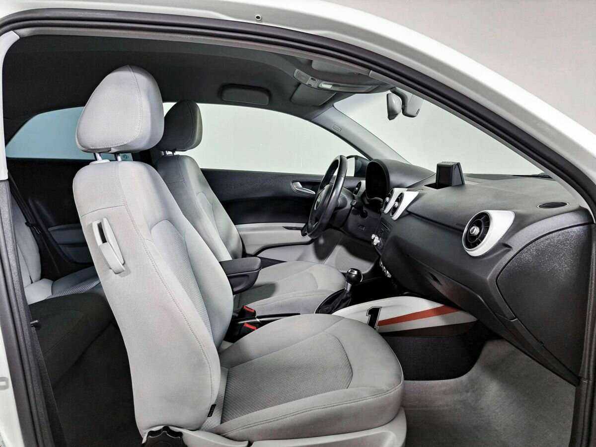 Б/У Ауди А1 2011 года. Фото: #8