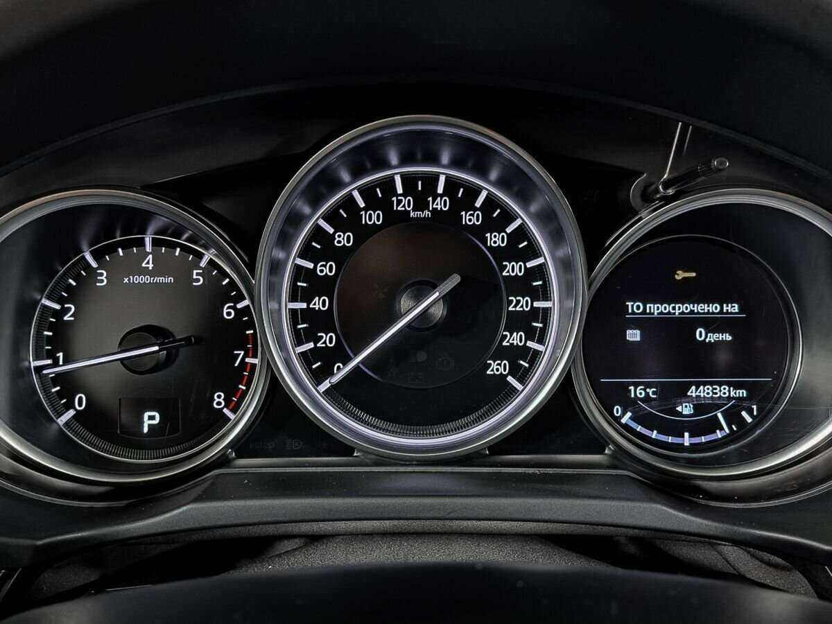 Б/У Мазда Ц-Икс-5 2019 года. Фото: #8