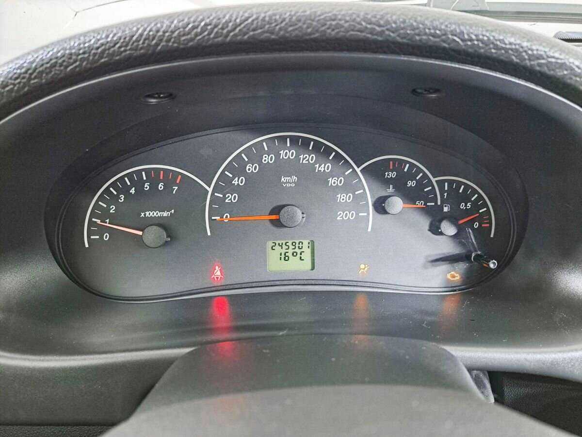 Б/У Лада (ВАЗ) Приора 2012 года. Фото: #11