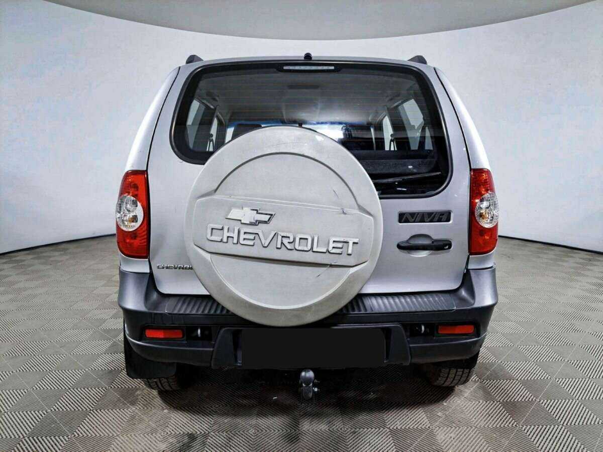 Б/У Шевроле Нива 2017 года. Фото: #5